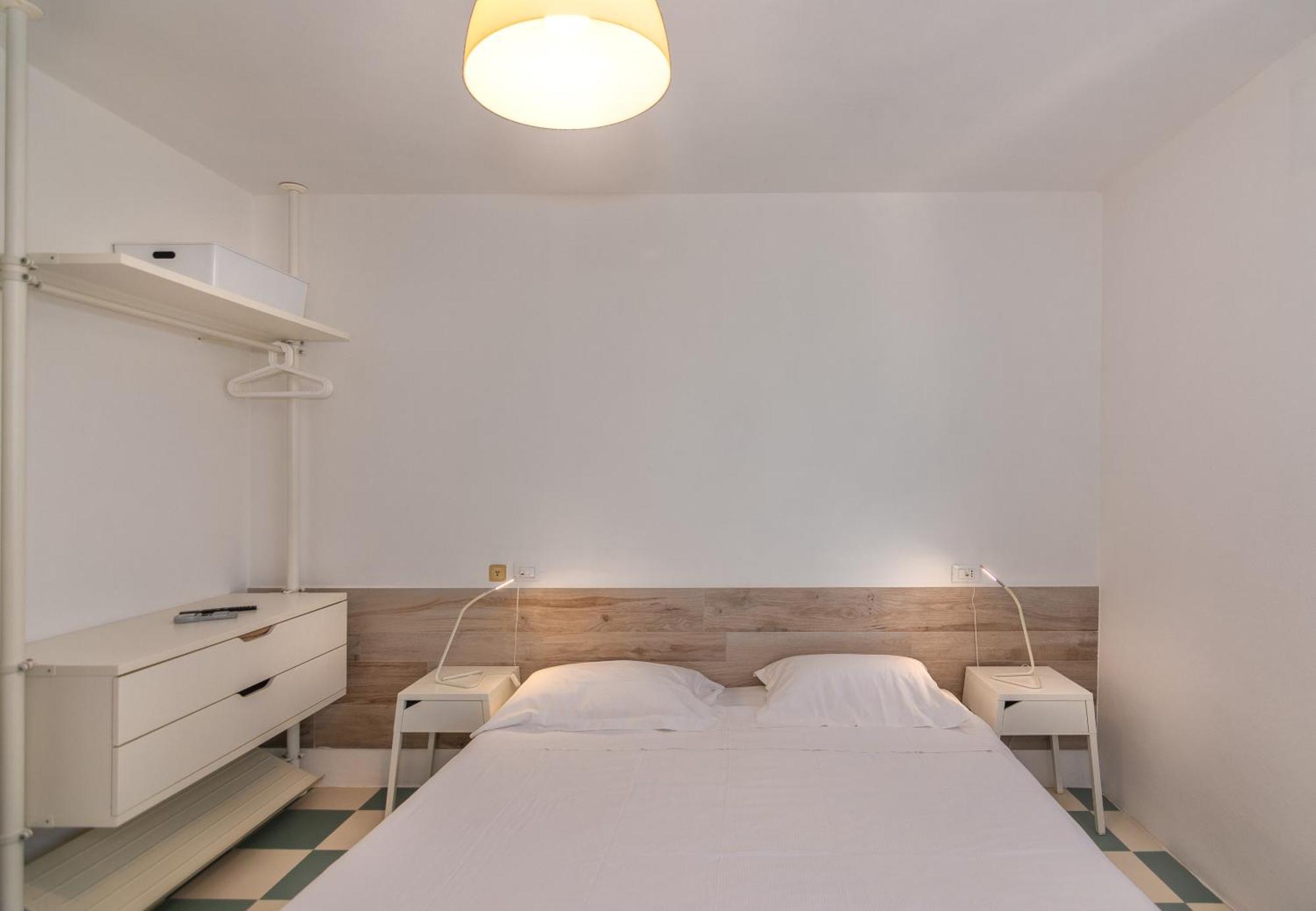 Hotel Happy Марина-ді-П'єтразанта Екстер'єр фото
